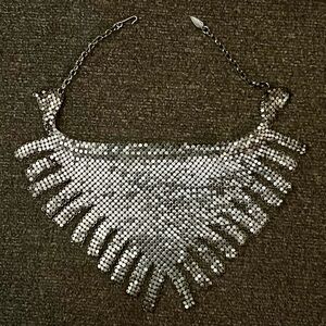 Whiting & Davis 70s silver chainmesh choker